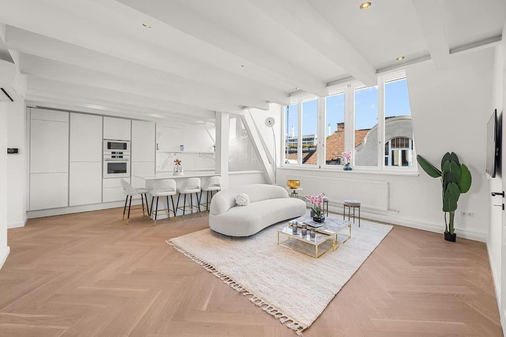 Designer Penthouse With Balcony Viena Exterior foto