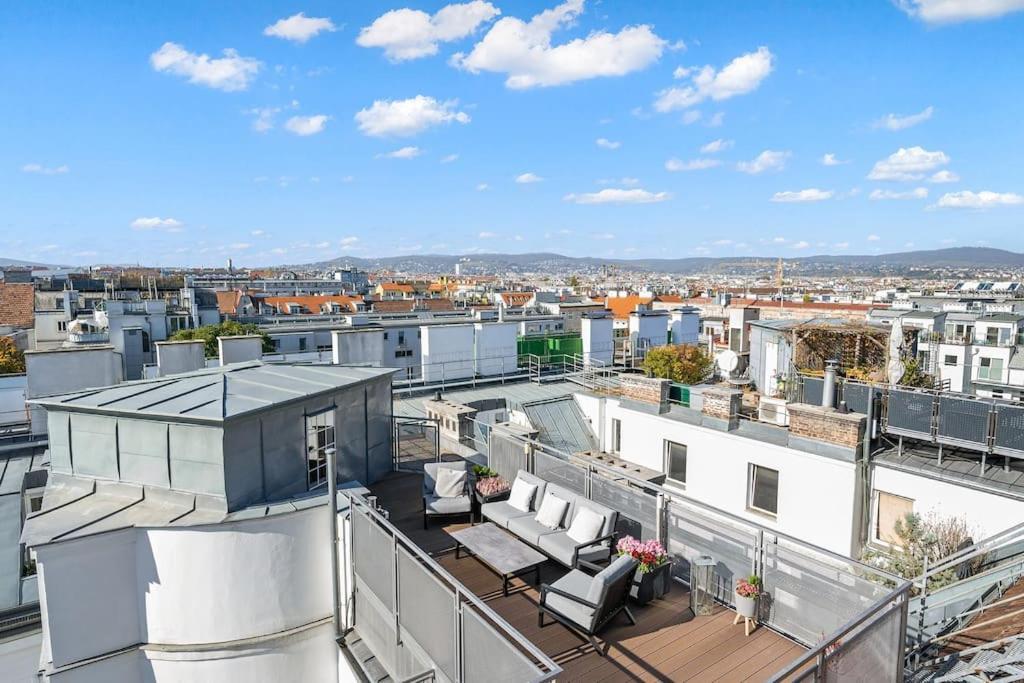 Designer Penthouse With Balcony Viena Exterior foto